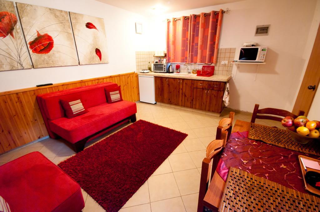 Elimelech Bapardes Sheʼar Yashuv Exterior foto